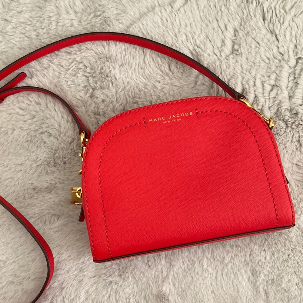 Marc Jacobs playback crossbody purse! Excellent condition!